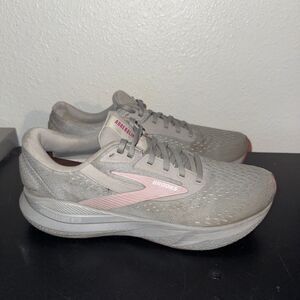 Brooks Adrenaline GTS 24 Shoes Women’s 9 B Gray Pink Running Shoes